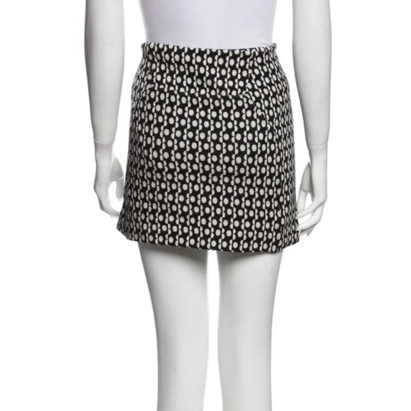 Diane Von Furstenberg Black & White Wool Mini Skirt Size 6/M - Picture 5 of 6